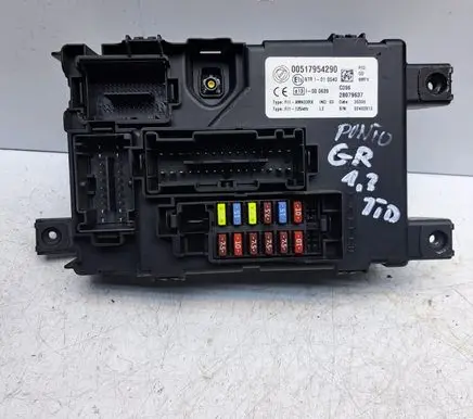 Fiat Punto (188) Fuse box cover 00517954290