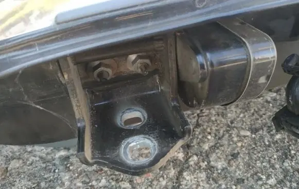 Renault Scenic II - Grand scenic II Rear door lower hinge