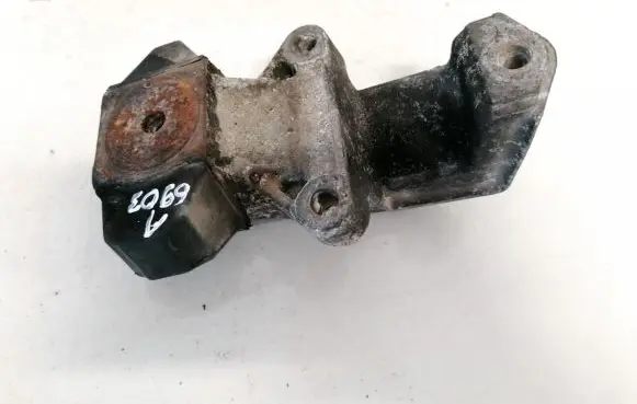 Citroen Berlingo Engine mount bracket 9607170880