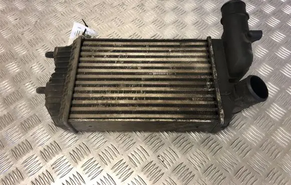 Peugeot Boxer Intercooler radiator 1319508 1307012080