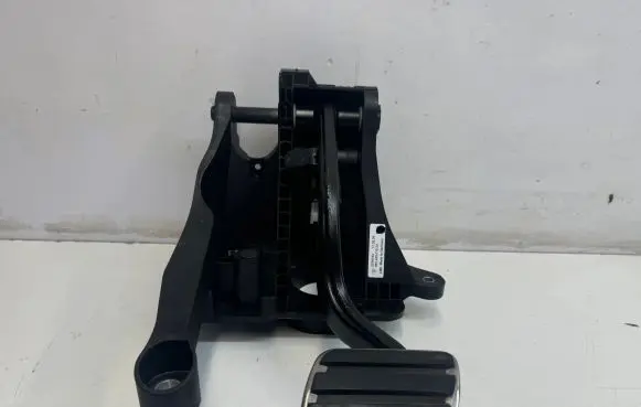 Porsche 911 991 Brake pedal 99142314220 99142301022