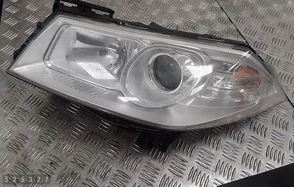 Renault Megane II Headlight/headlamp 7701063218