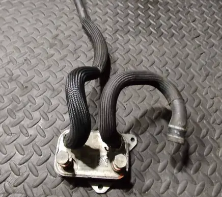 Maserati Ghibli Engine oil radiator 06700058110 1127431 005629239