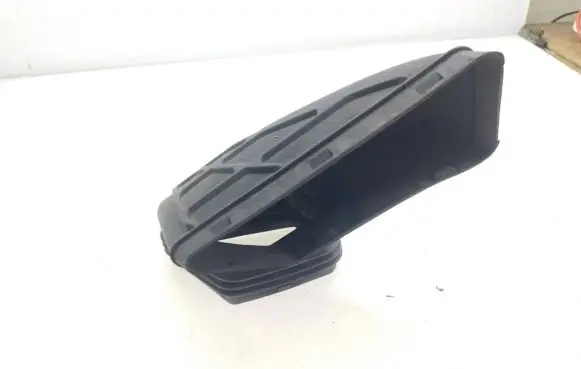 Audi A5 Sportback 8TA Air intake hose/pipe 1021300S01