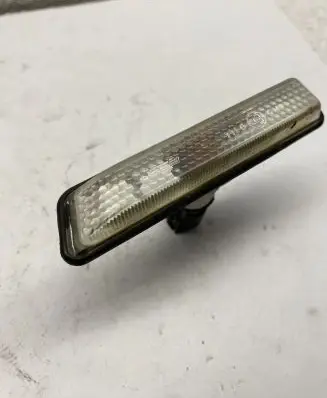 BMW 3 E36 Front fender indicator light 013813
