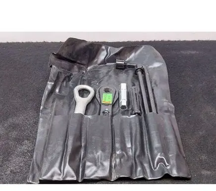 Mercedes-Benz Vito Viano W447 Tool set A6395800199