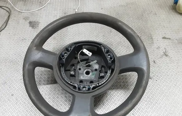 Fiat Idea Steering wheel