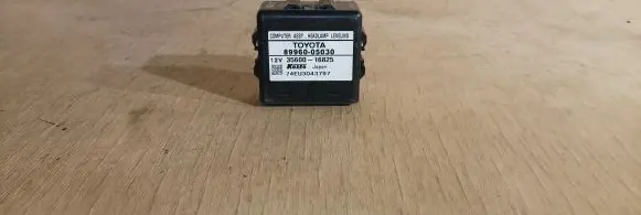 Toyota Avensis T250 Light module LCM 8996005030 3560016825