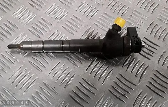 Fuel injector