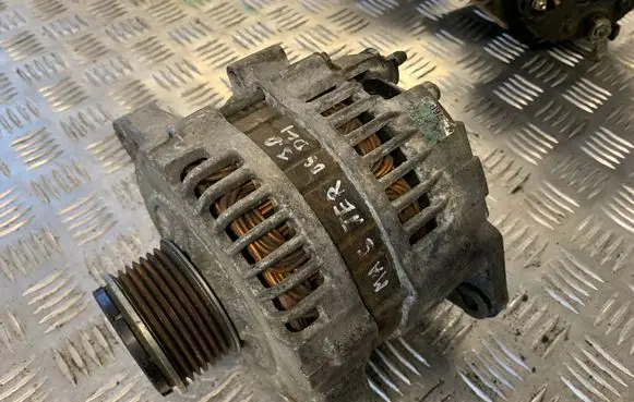 Renault Master II Generator/alternator 23100DB00A