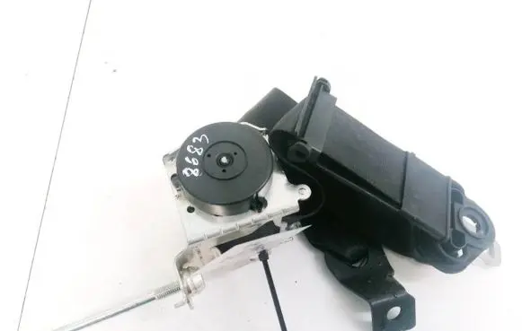 Opel Astra H Front seatbelt