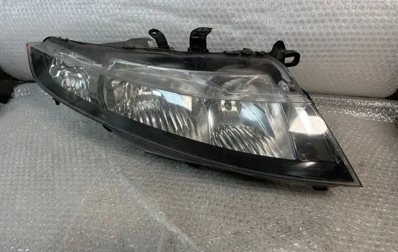 Honda Civic Headlight/headlamp 0301226202