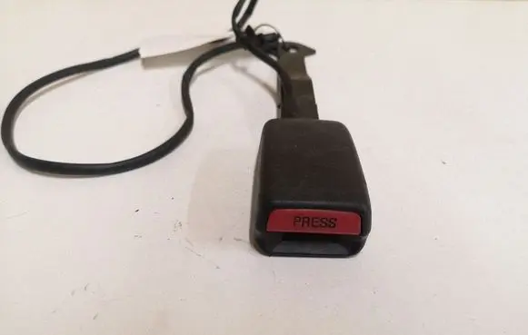 Mazda 6 Front seatbelt buckle