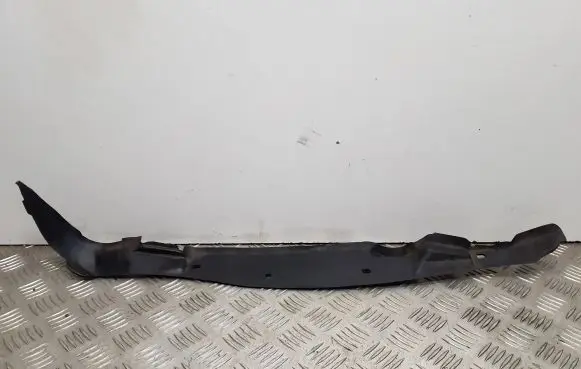 Infiniti Q70 Y51 Fender end trim 631311MA0A