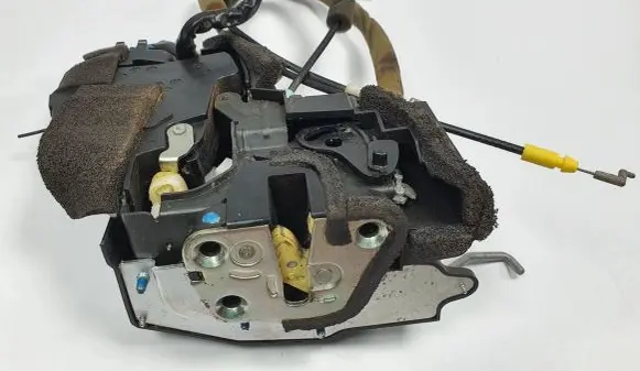 Mazda CX-7 Rear door lock