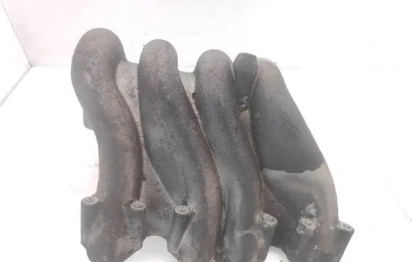 Volkswagen Caddy Intake manifold 028129713H