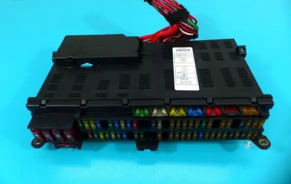 BMW X5 E53 Central body control module 6907395 IMPRK970679