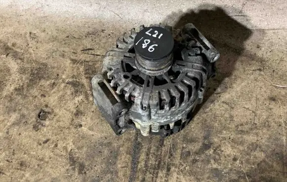 Mercedes-Benz E W212 Generator/alternator A0131546802