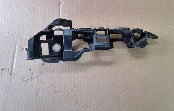 Tesla Model 3 Rear bumper mounting bracket 175564300E