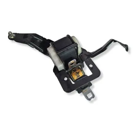 Mazda 5 Middle seatbelt (rear) T0263A