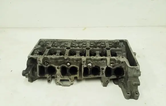 BMW 5 F10 F11 Engine head 781046503