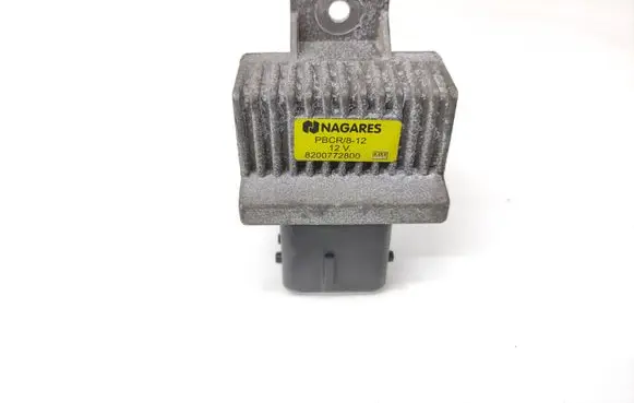 Nissan Qashqai Glow plug pre-heat relay 8200772800