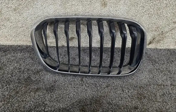 BMW 1 F20 F21 Front bumper upper radiator grill 7371686 7371688 7371748