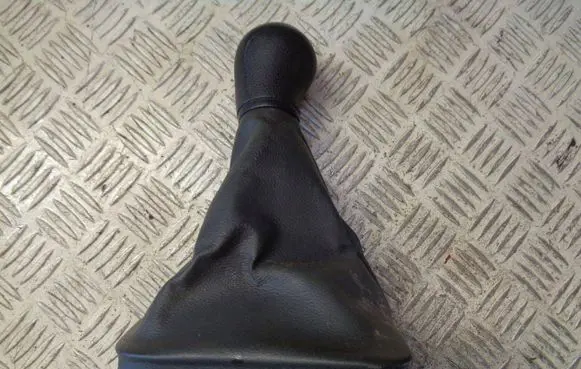Seat Mii Gear lever shifter trim leather/knob 1SL711113K