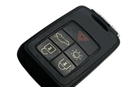 Volvo V60 Ignition key/card 8676873