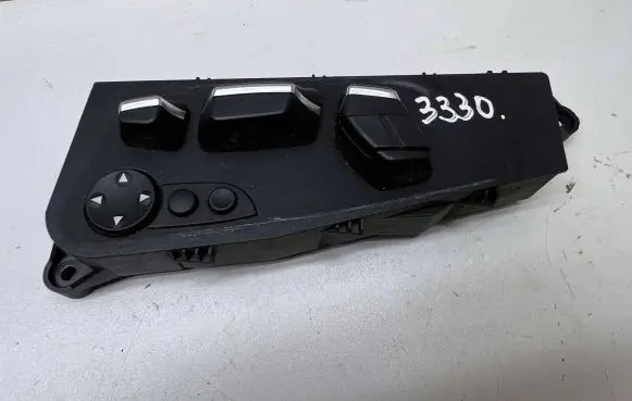 Seat control switch