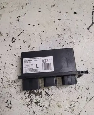 Renault Laguna II Light module LCM 8200261815 L00008390 89901281C