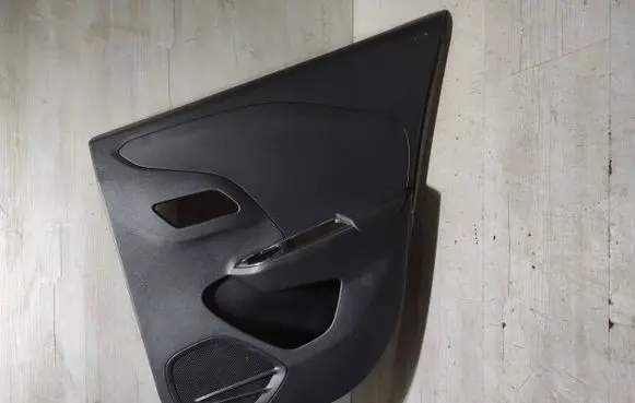 Opel Corsa F Rear door card panel trim 9834733480 39167984 39167983