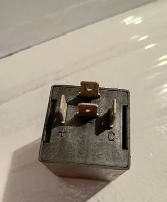 Fiat Grande Punto Other relay 2041002