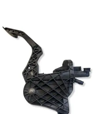 Volkswagen Golf V Clutch pedal 1K0721796F
