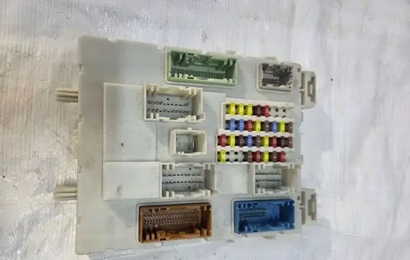 Ford C-MAX II Fuse box set BV6N14A073FP