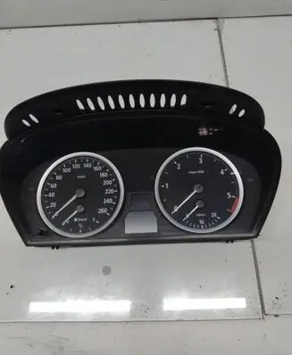 BMW 5 E60 E61 Speedometer (instrument cluster) 110080213 62116958600 053724