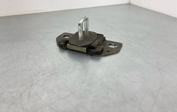 Mercedes-Benz E W213 Loading door lock loop/hook striker A1667401800