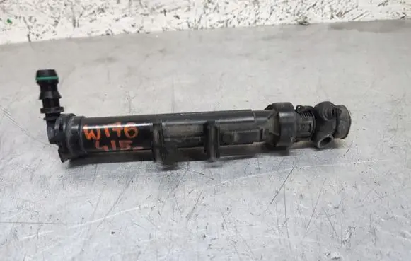 Mercedes-Benz A W176 Headlight washer spray nozzle A1768600247