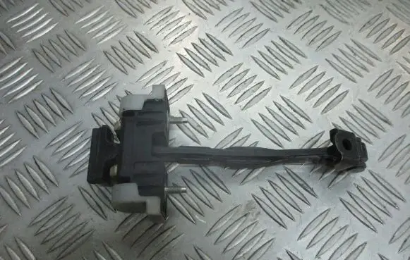 Opel Insignia A Front door check strap stopper