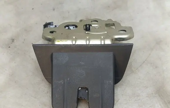 Seat Exeo (3R) Tailgate/trunk/boot lock/catch/latch 3R9827520