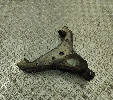Mercedes-Benz Sprinter W906 Front lower control arm/wishbone A9063304107
