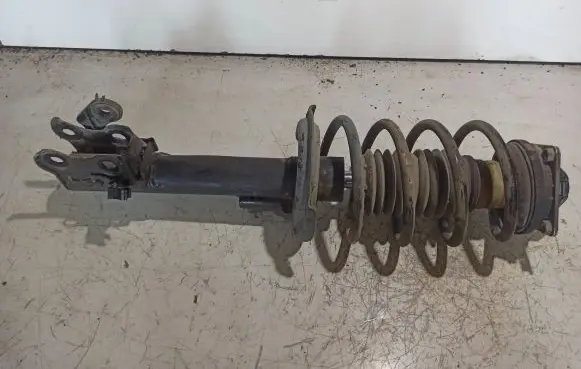 Mercedes-Benz B W245 Front shock absorber with coil spring