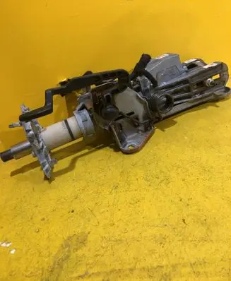 BMW 5 E60 E61 Steering wheel axle set 6774624