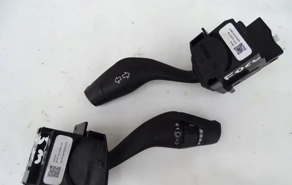 Ford Focus Indicator stalk 13335