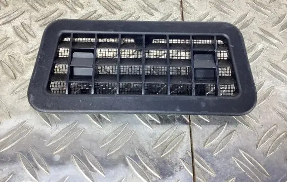 Lexus RX 450H Quarter panel pressure vent 6365548050