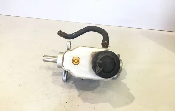 Ford Ranger Master brake cylinder 168112