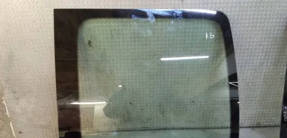 Volkswagen Caddy Rear side window
