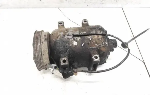 Audi A4 S4 B5 8D Air conditioning (A/C) compressor (pump)