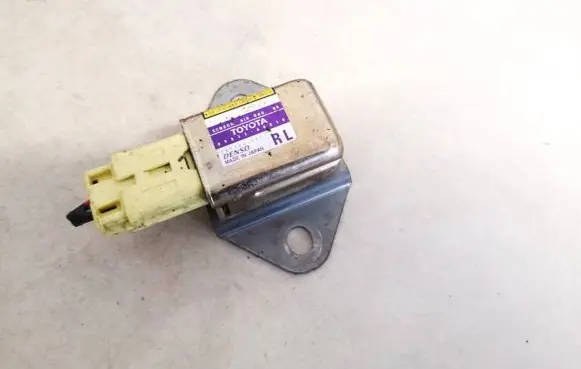 Toyota Land Cruiser (J100) Airbag deployment crash/impact sensor 8983360010 89833-60010