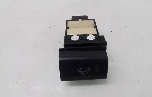 Toyota Avensis T220 Windscreen/window heater switch